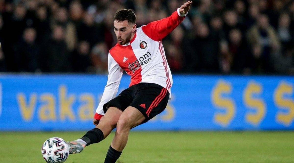 加时末段体能课后,上海海港队长鼓劲备战荷甲,压力陡增,高层口径保持一致 加时末段体能课后,上海海港队长鼓劲备战荷甲,压力陡增,高层口径保持一致